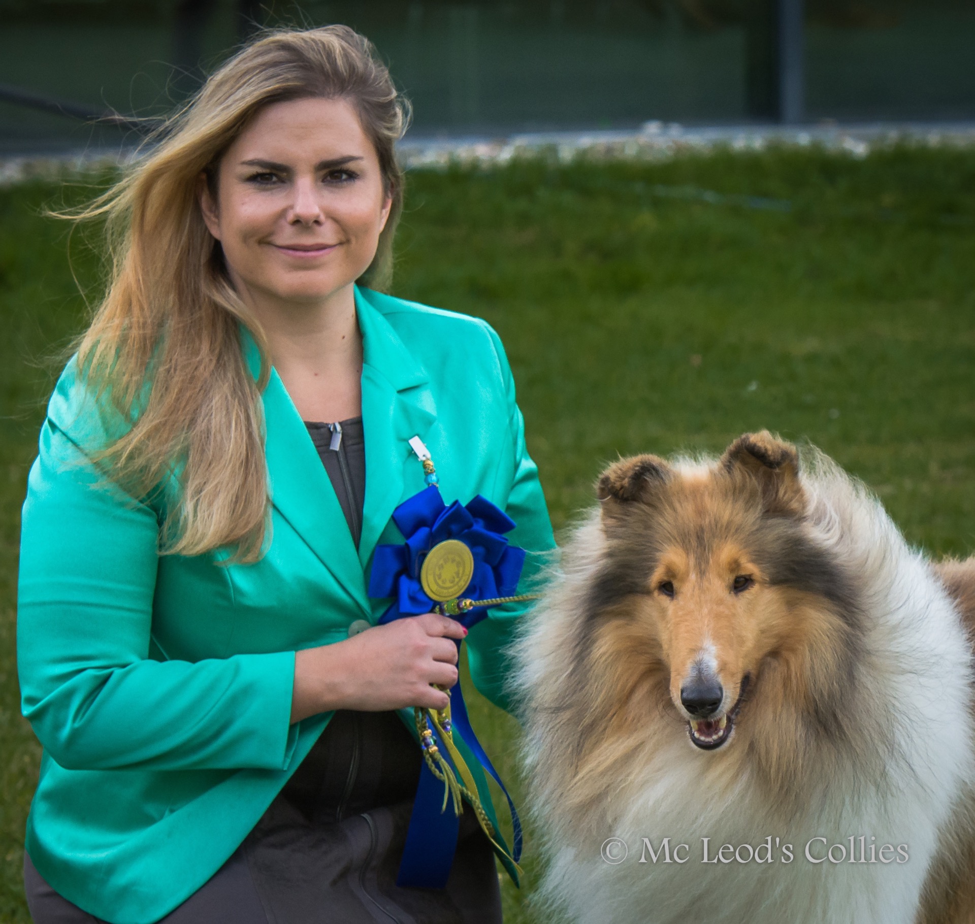 Pitkäkarvaiset urokset arvostelee Corinna Hess